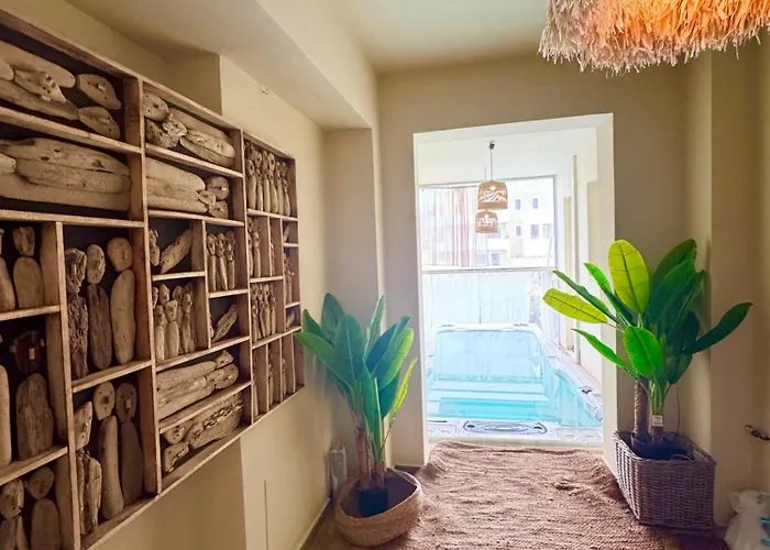 Rhodes 365 * Sgourou